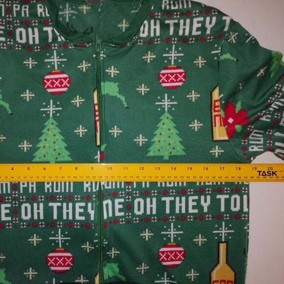 December 25th Ladies Size Small Fleece Lined Long Sleeve Onesie Sleepwear - Picture 6 of 7